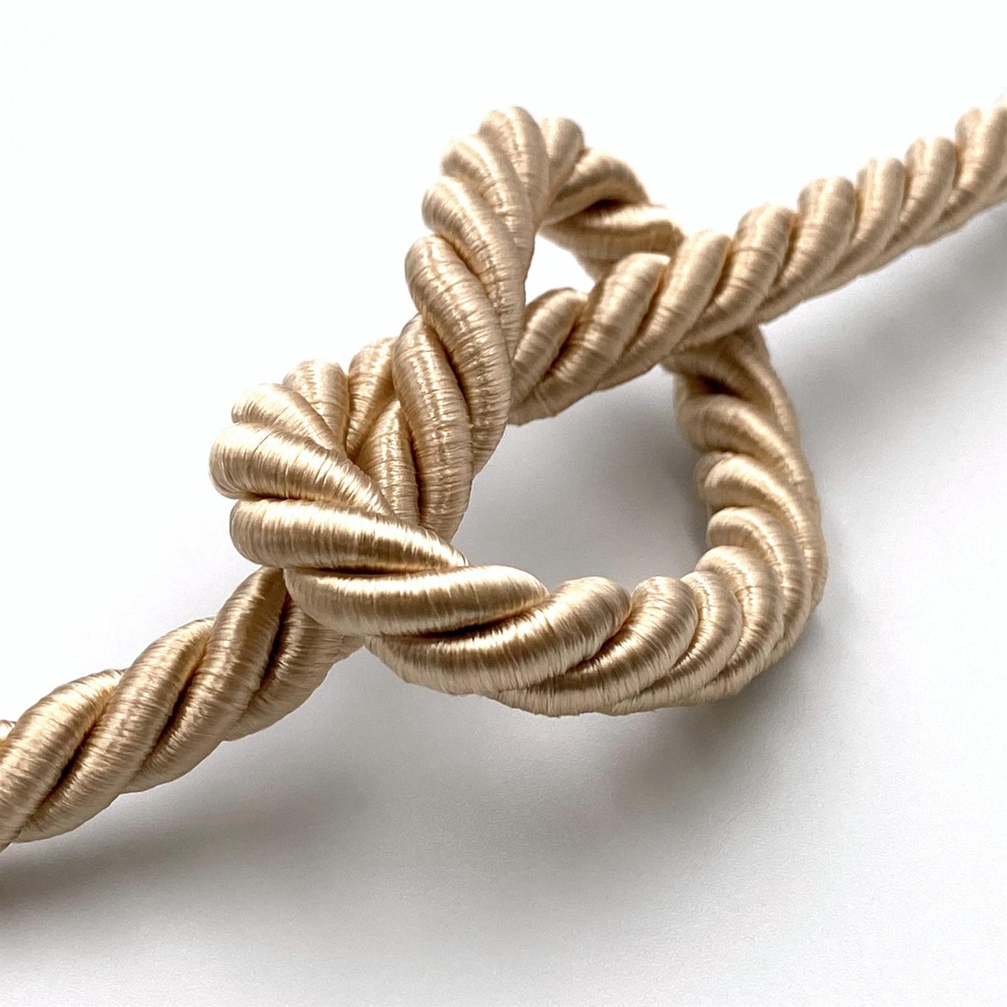 Silky Twisted Cord x1m - 9995