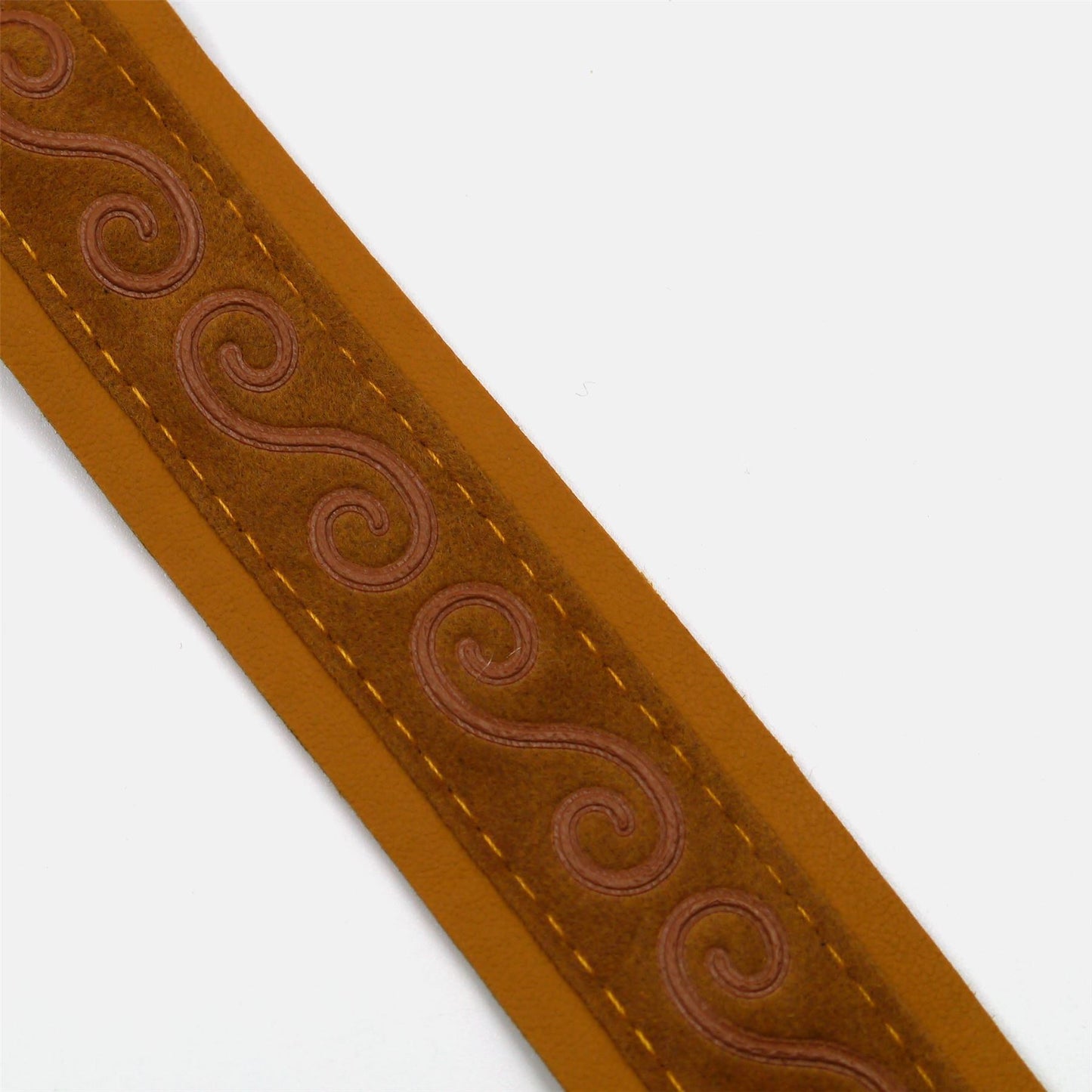 Leatherette Braid with Swirl IMPERFECT 30mm x 1m - 6380