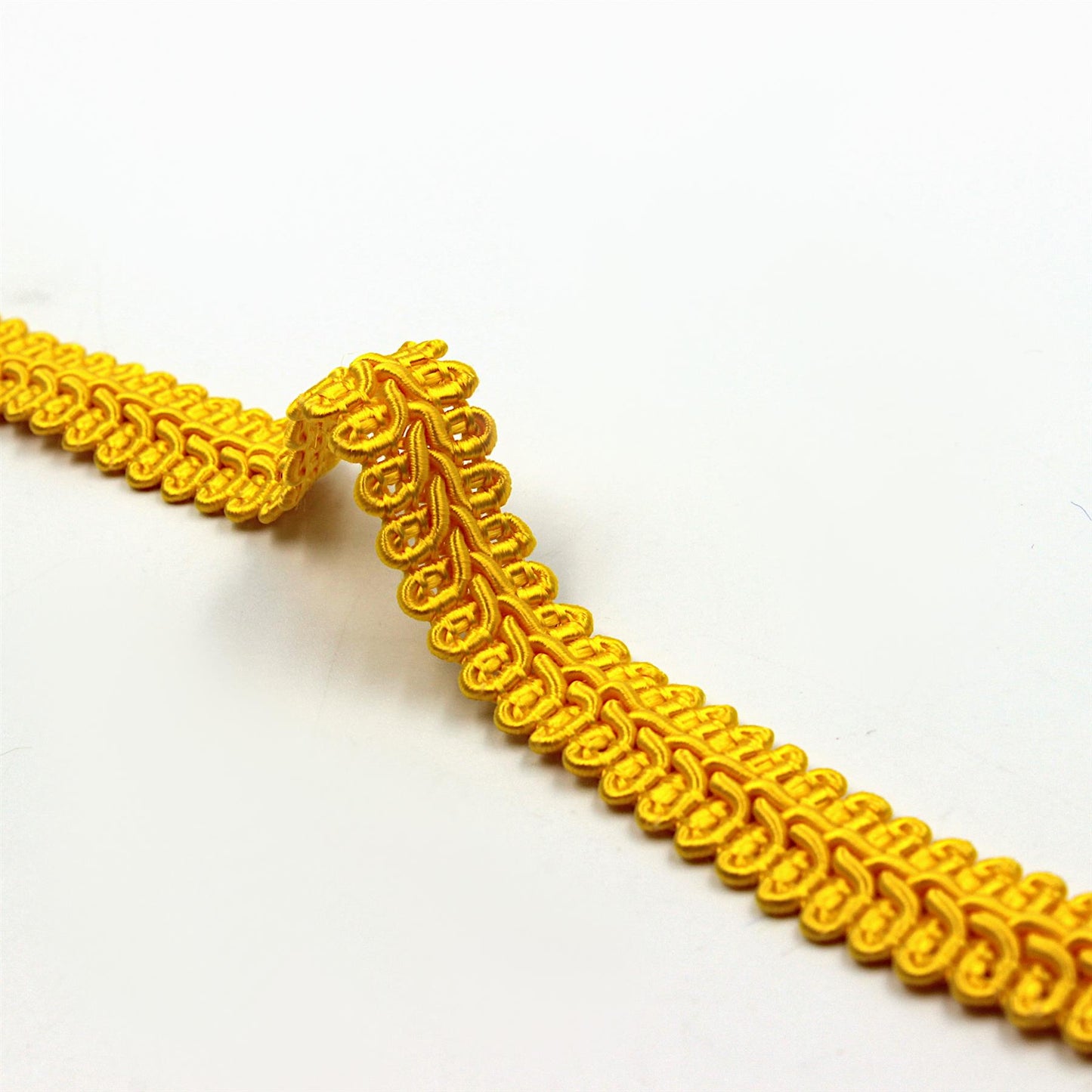 Viscose 'Feather' Gimp Braid 13mm x 1m - 5496