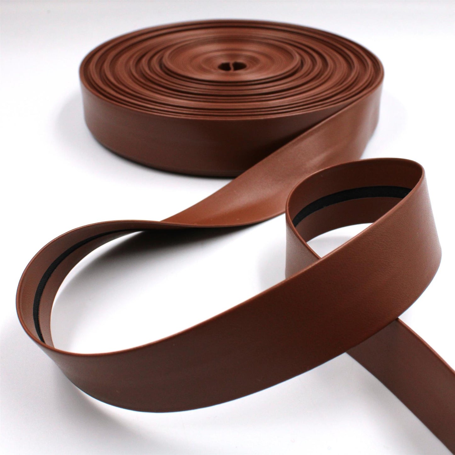 Leatherette Folded Bias Binding 25mm x 1m - 9949