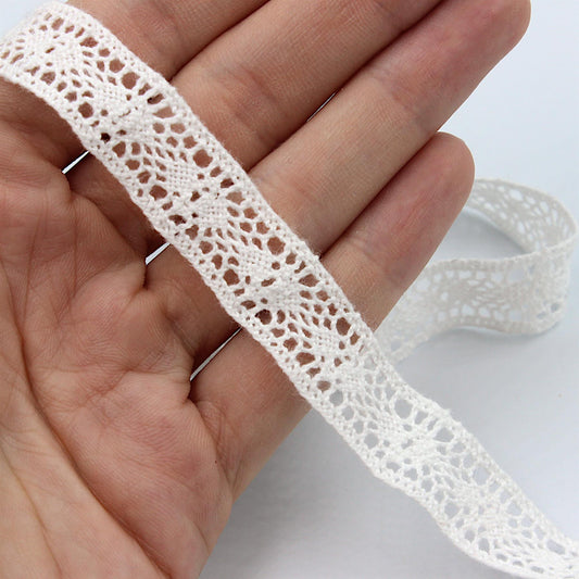 Cotton Lace With Double Straight-Edge 15mm 8926