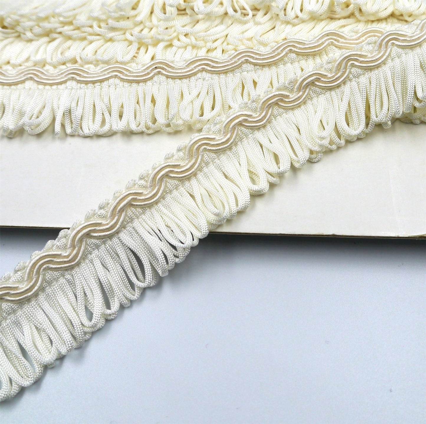 Vintage Gimp Braid With Looped Fringe 32mm x1m - 0865