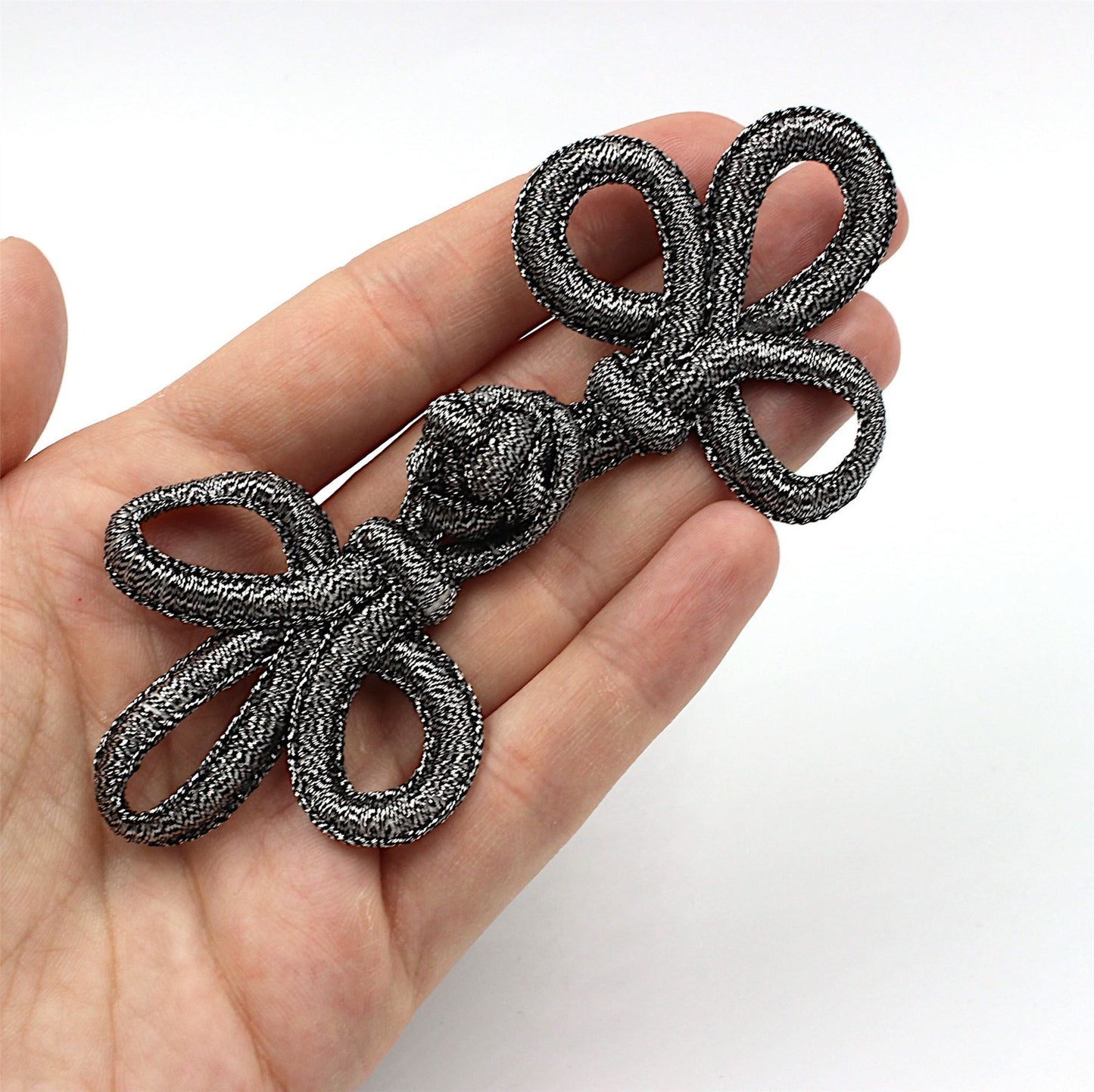Looped Metallic Frog Fastening 11cm - 9819