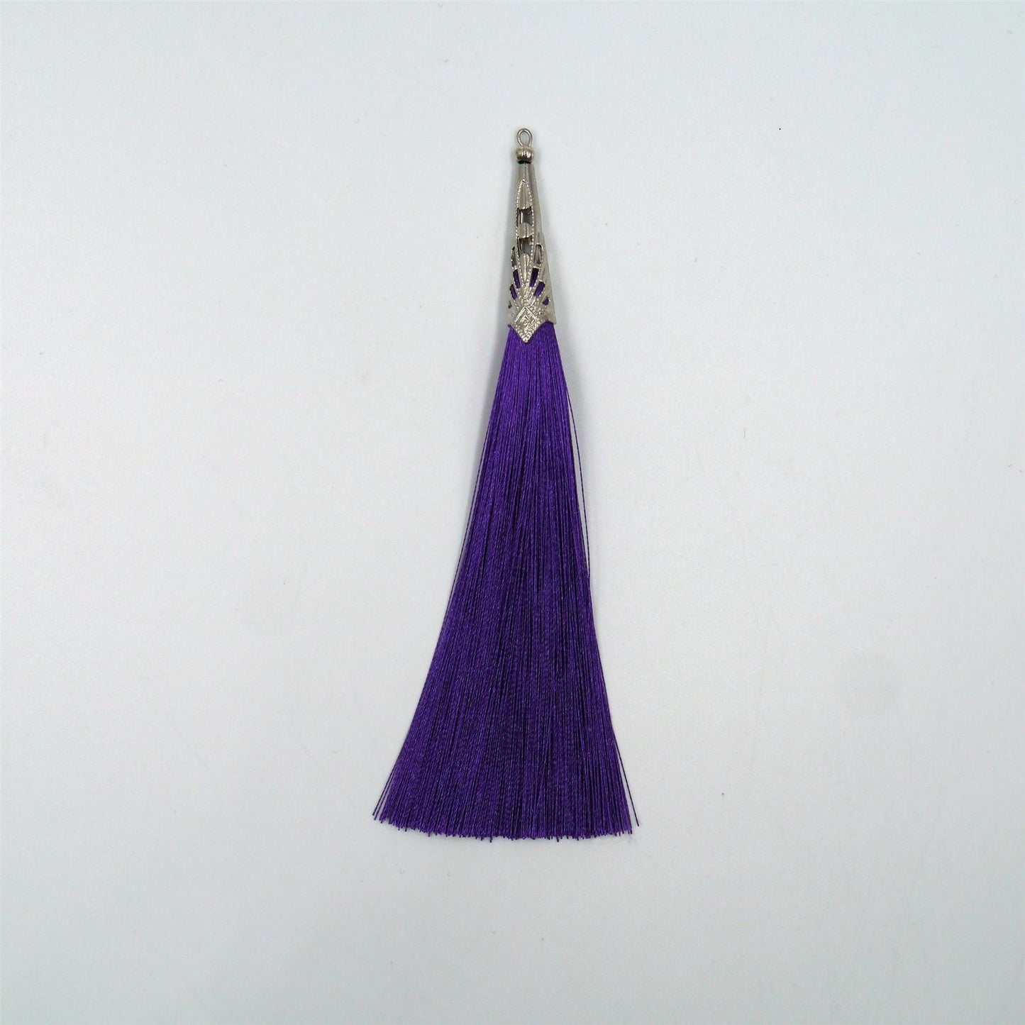 Silky Tassel With Ornate Top 13cm 7597