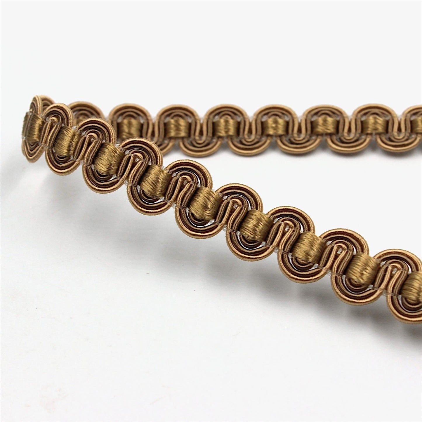 Wove Wiggle Gimp Braid 12mm x1m - 5394