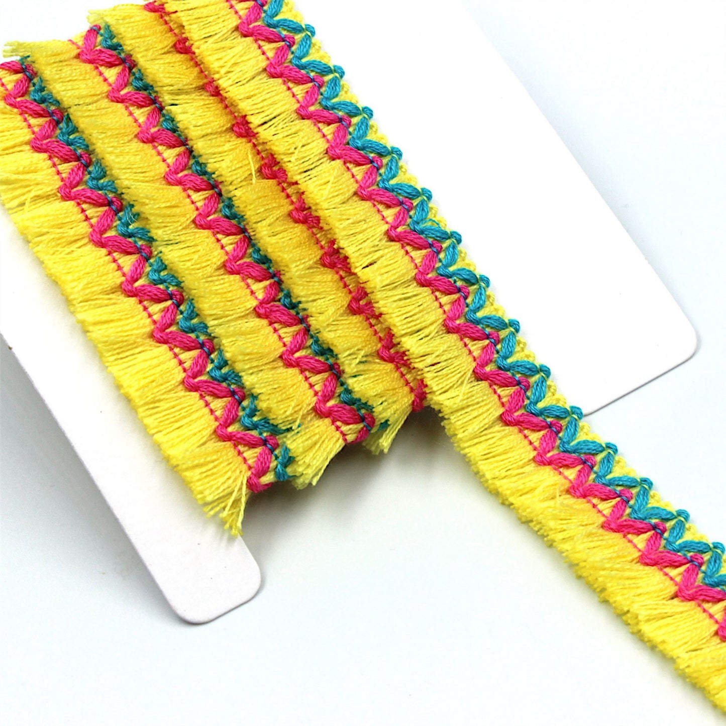 Fringe With Zig-Zag Design 20mm 9817