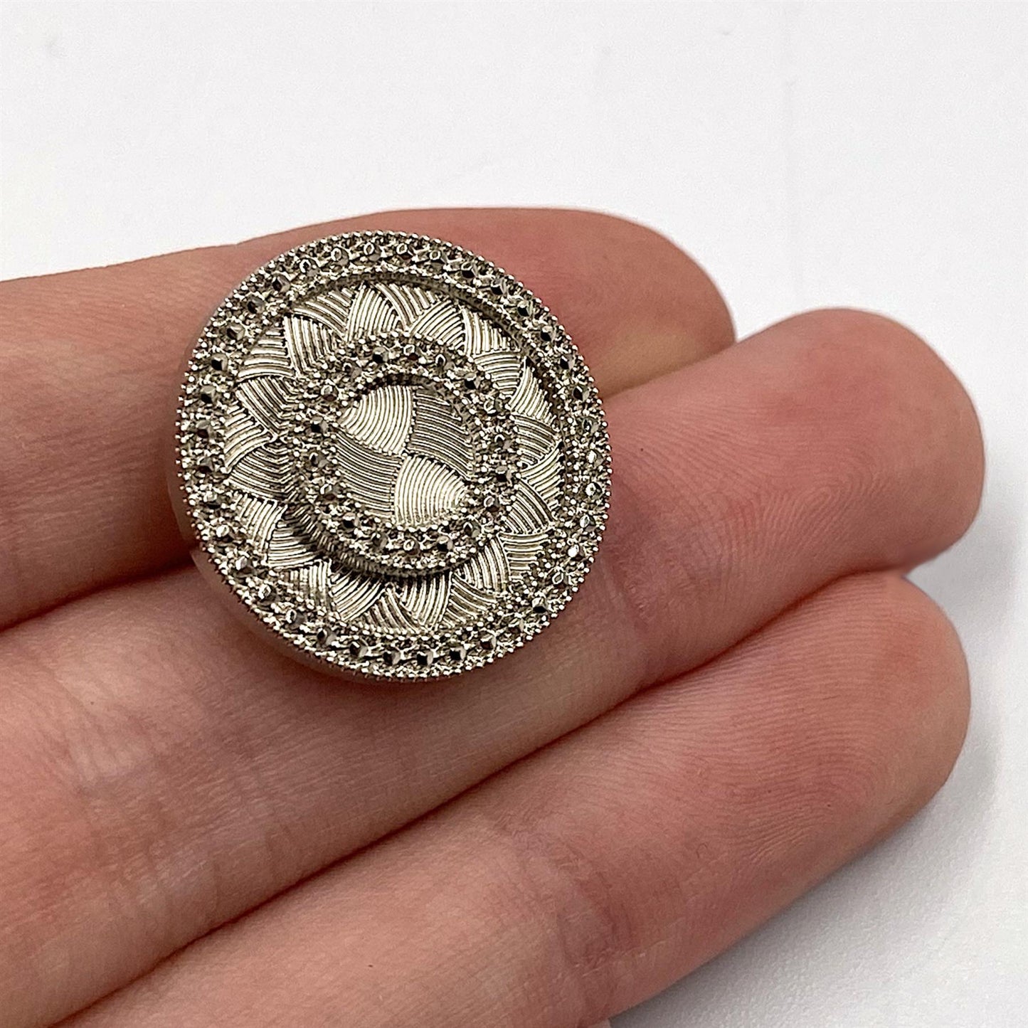 Geometric Sparkle ABS Button - 4409