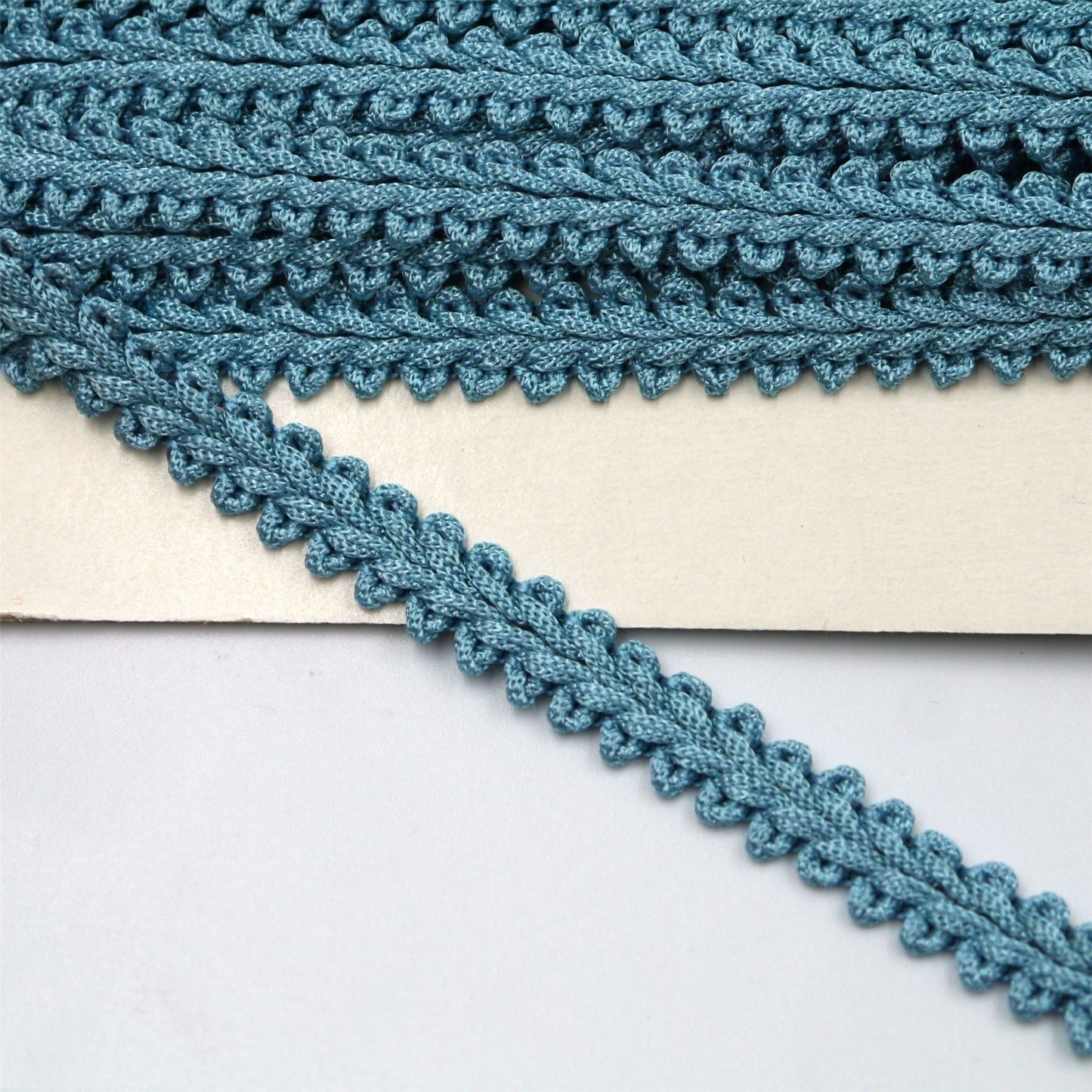 Vintage Feather Braid 7mm x1m - 0713
