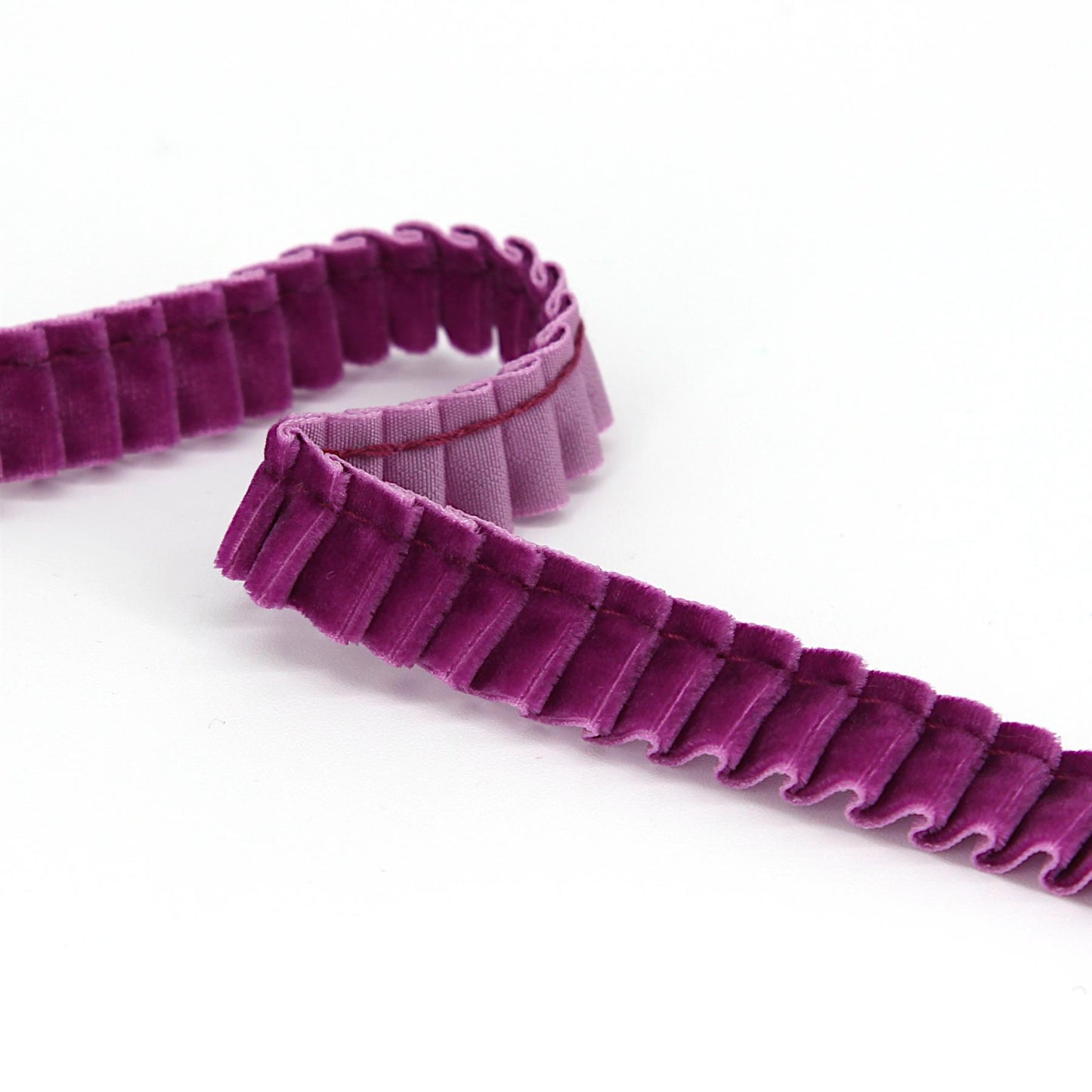 Side-Pleated Velvet Ribbon 16mm x1m - 7109
