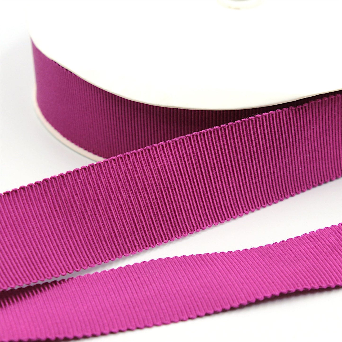 BR060 Petersham Ribbon 2.5cm x 10m