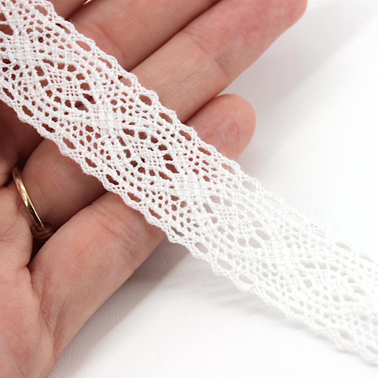 Picot Edge Cotton Lace - White - 20mm x 1m - 5555