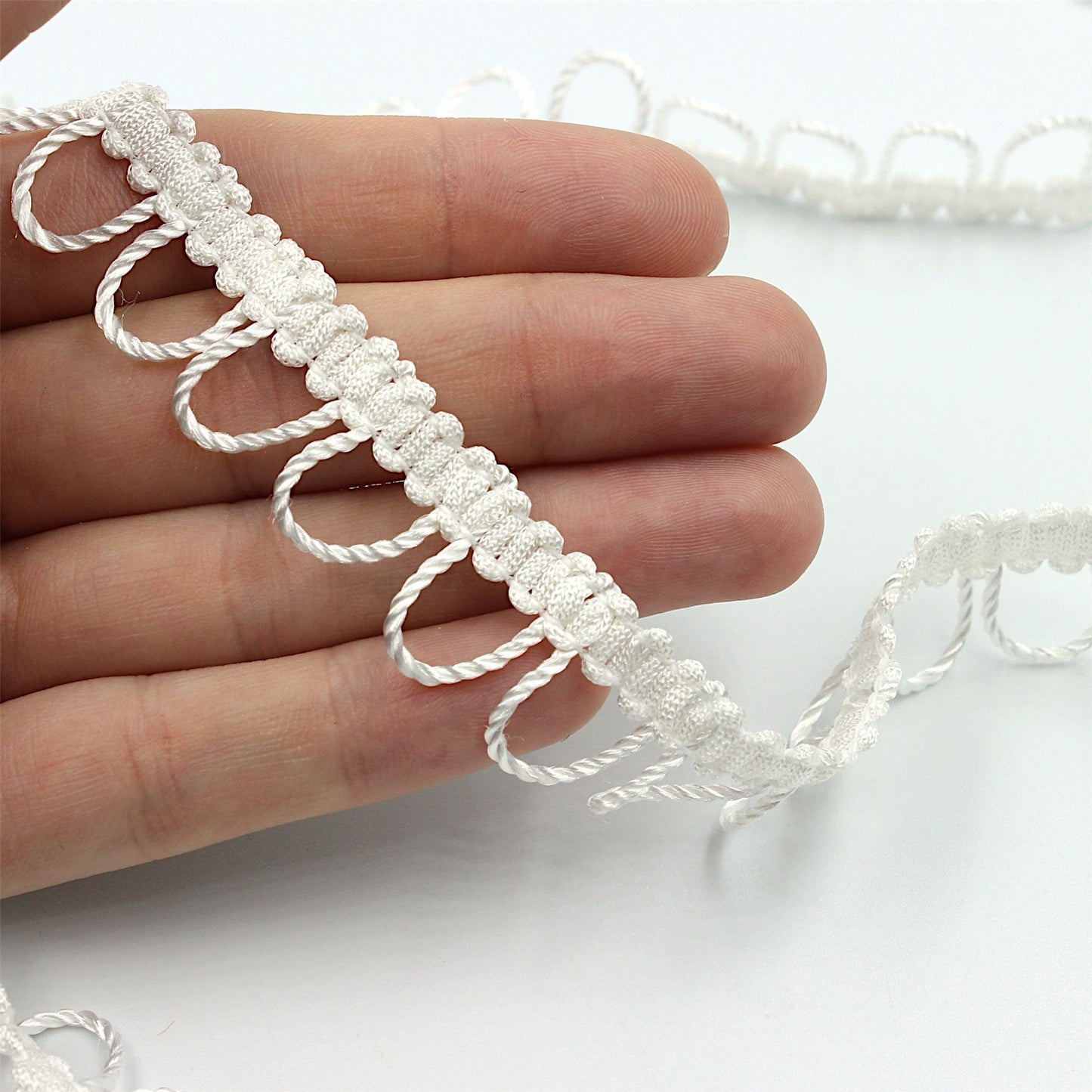 Narrow Loop Braid 7787