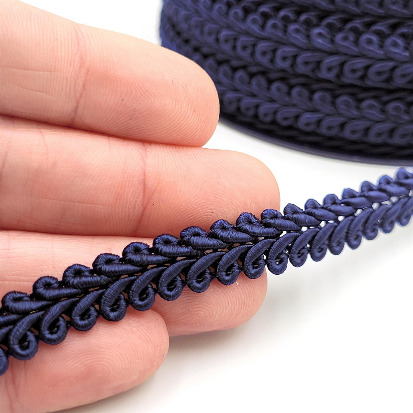 Feather Gimp Braid 9mm x1m - 6300