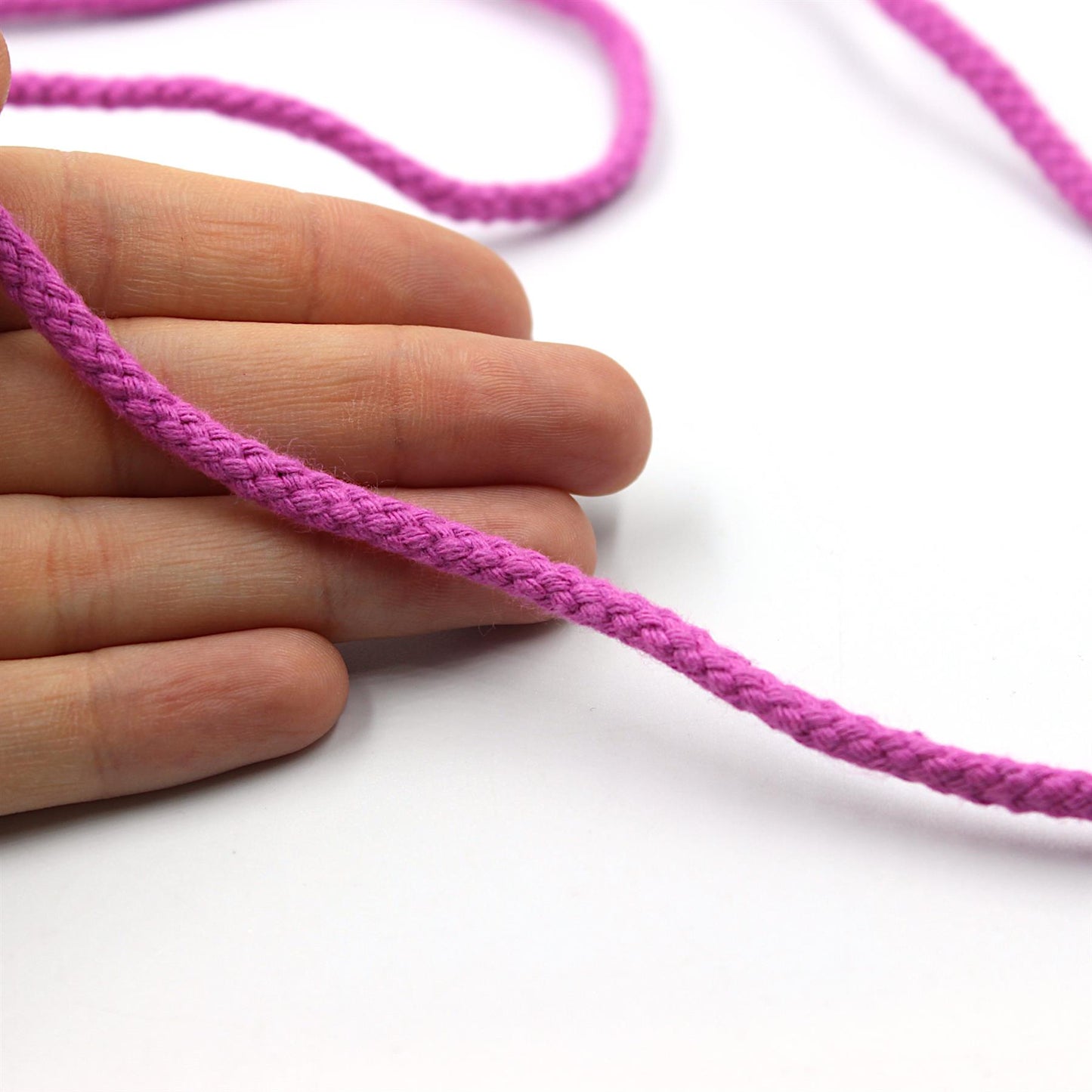 Round Plaited Cord 4mm x5m - 9868