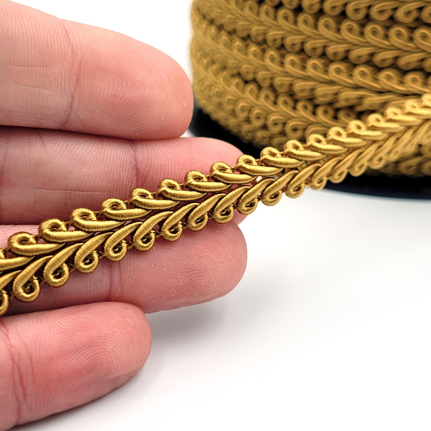Feather Gimp Braid 9mm x1m - 6300