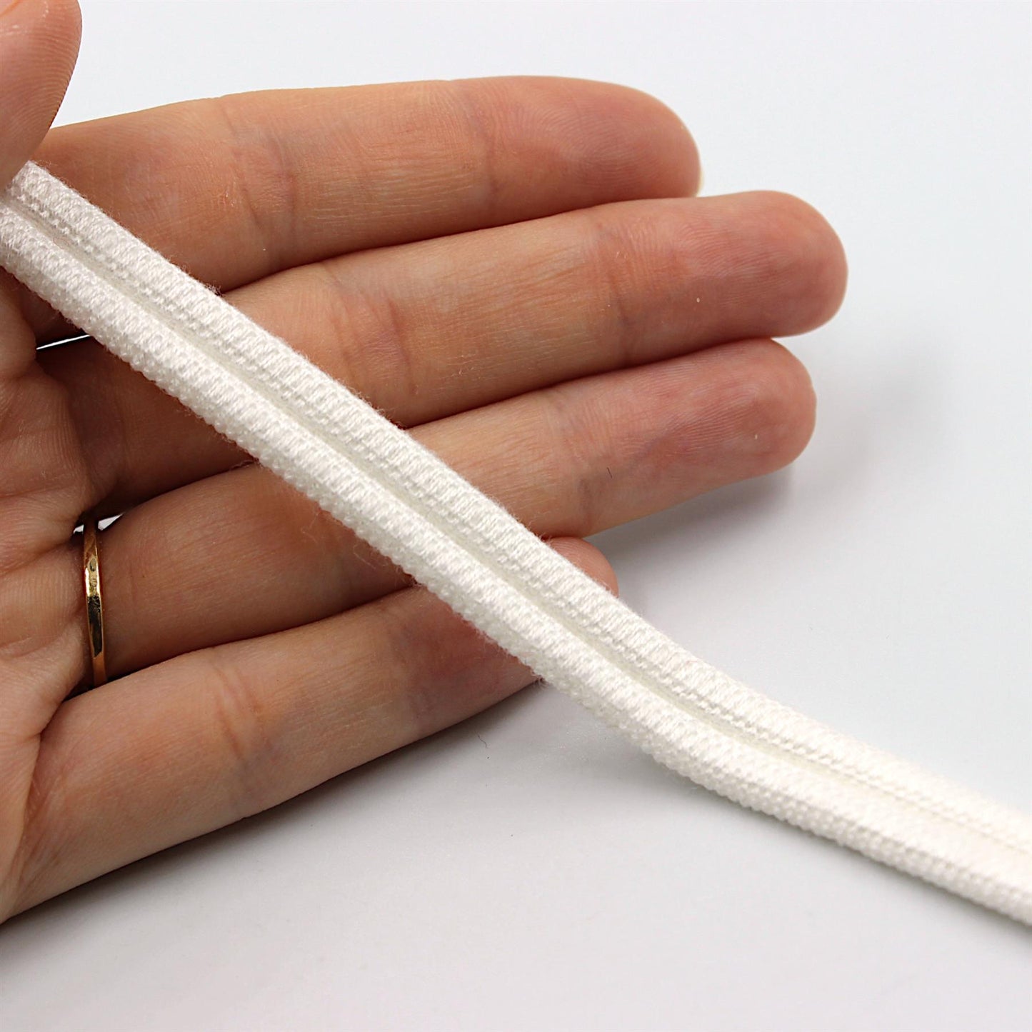 Double Piping With Grooved Centre 10mm x1m - 9966