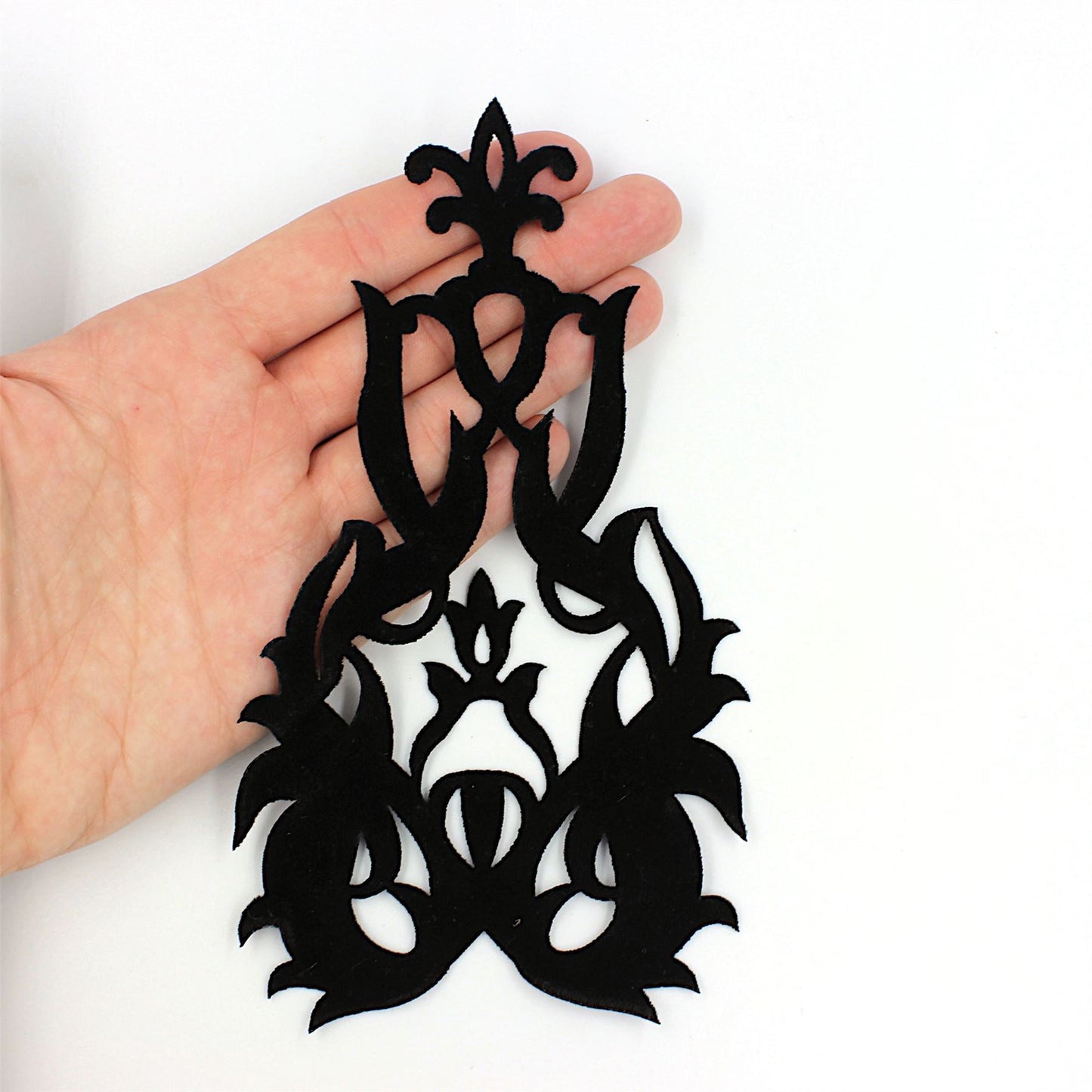 Velvet Cornelli Motif Iron On Black 16cm 9806