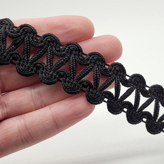 Wavy Open Gimp Braid Black 27mm x1m - 9846