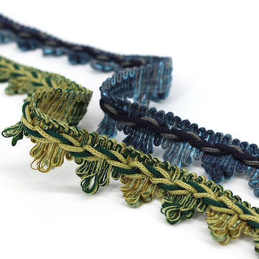 Vandyke Looped Fringe With Plait 27mm 5535