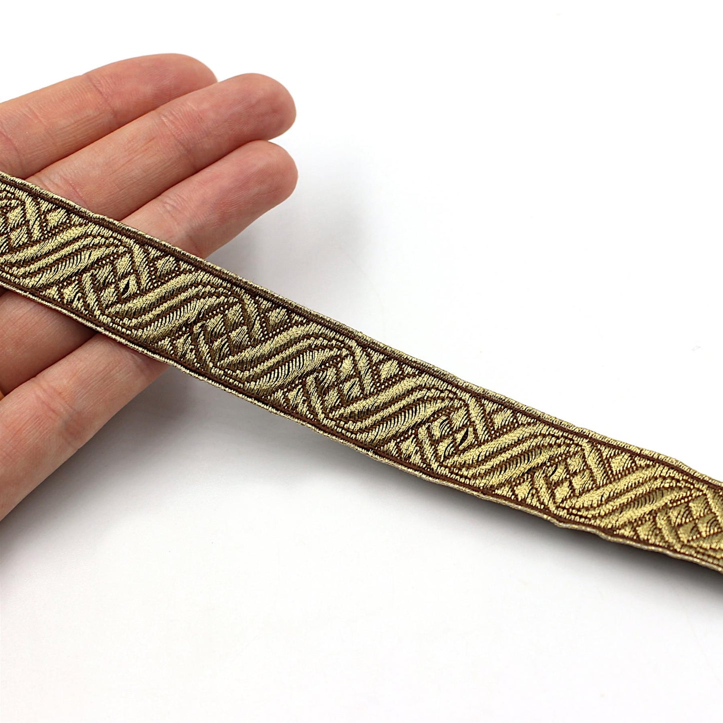 Ornate Metallic Braid with Diamond Wave Design - Gold - 20mm x 1m - 5564