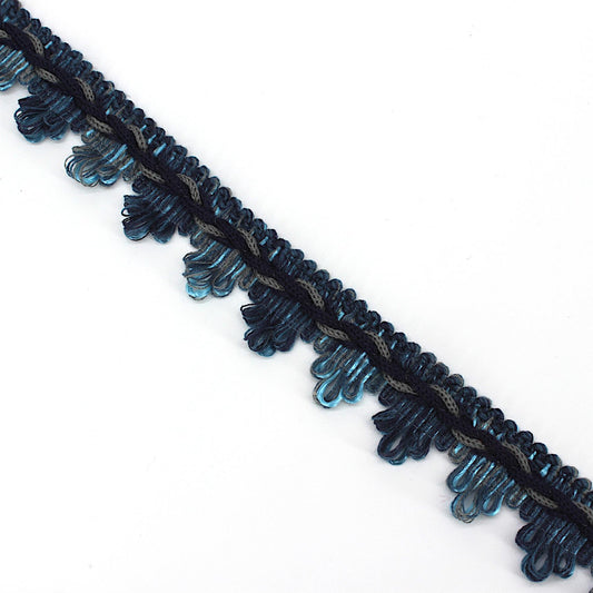 Vandyke Looped Fringe With Plait 27mm 5535