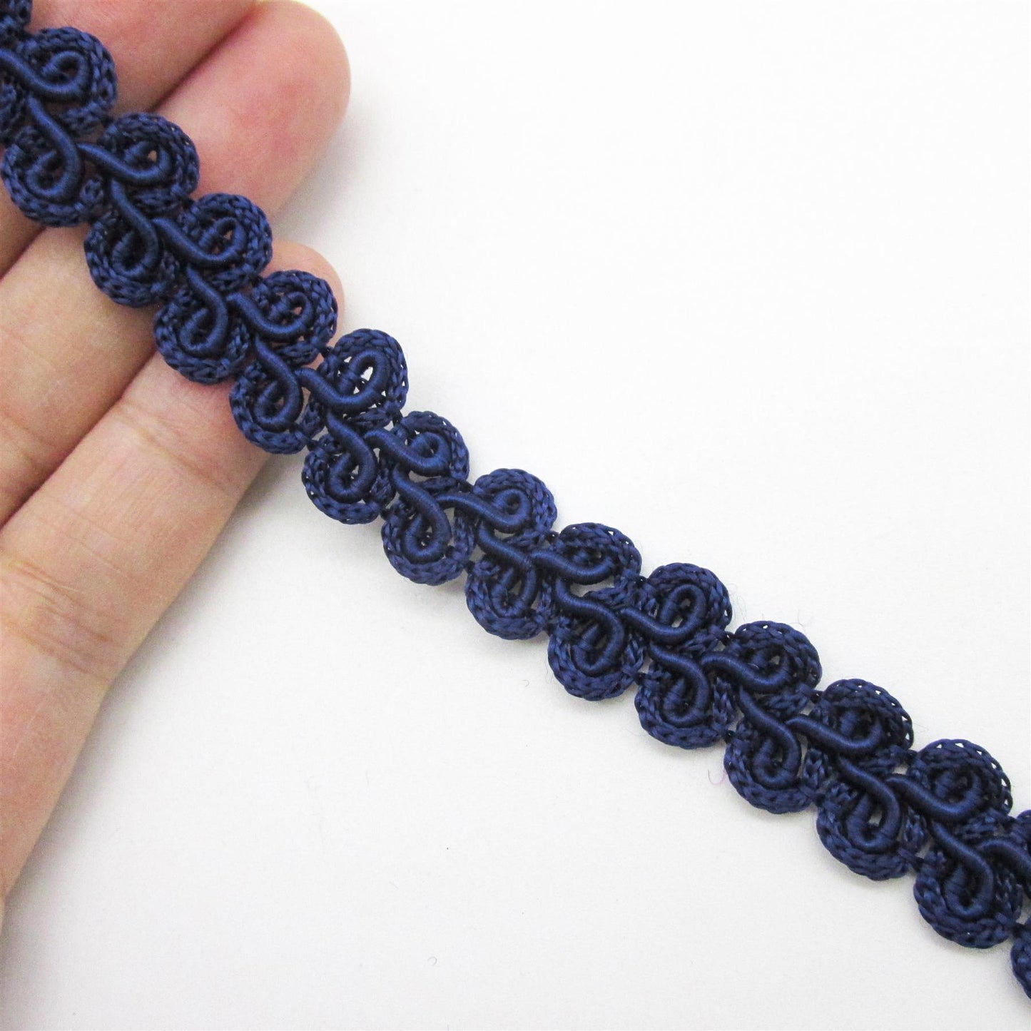 Scroll Design Gimp Braid 13mm x 1m - 3161