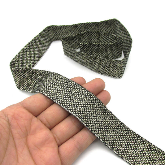 Braid With Gold Thread Natural Black 28mm x1m - 7617
