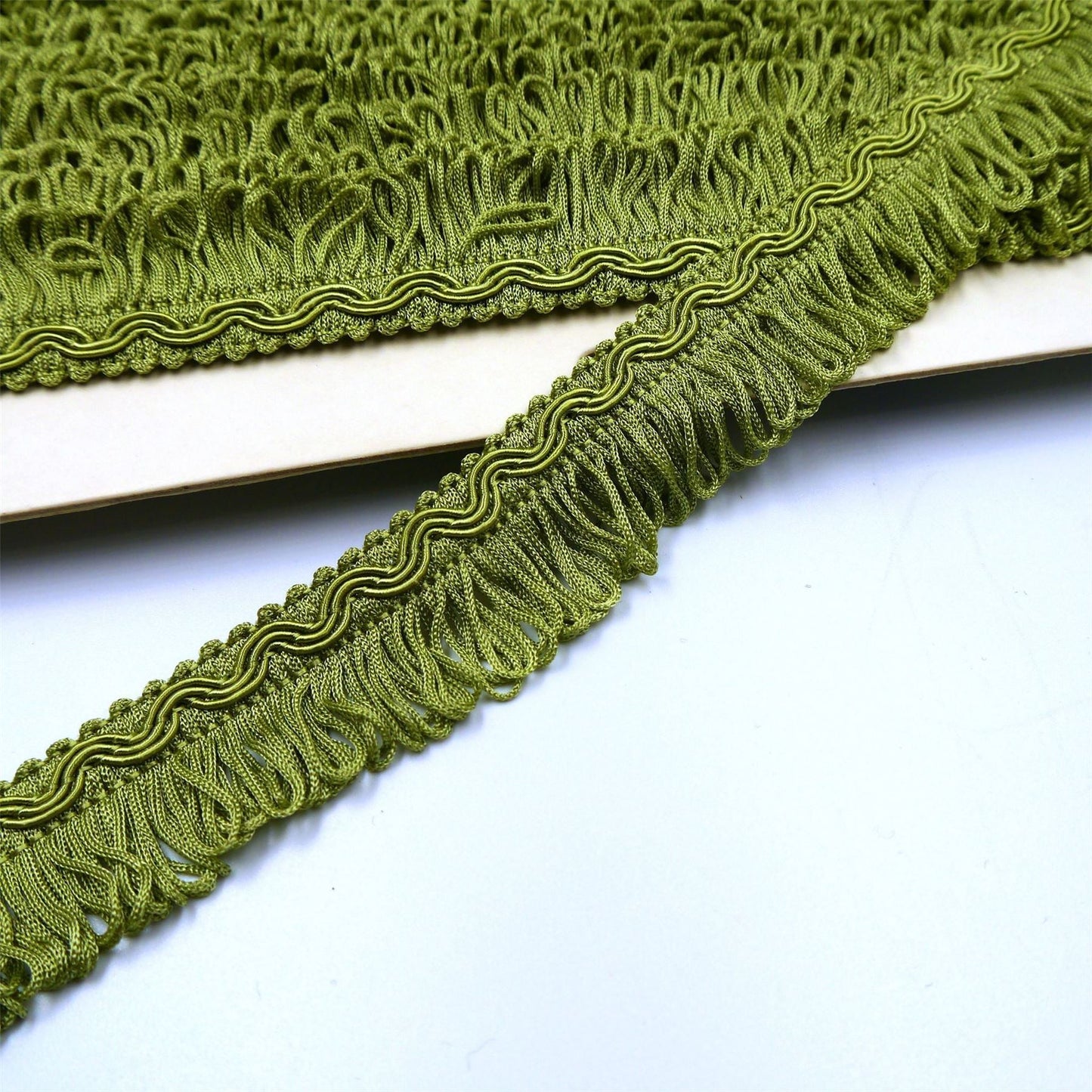 Vintage Gimp Braid With Looped Fringe 32mm x1m - 0865
