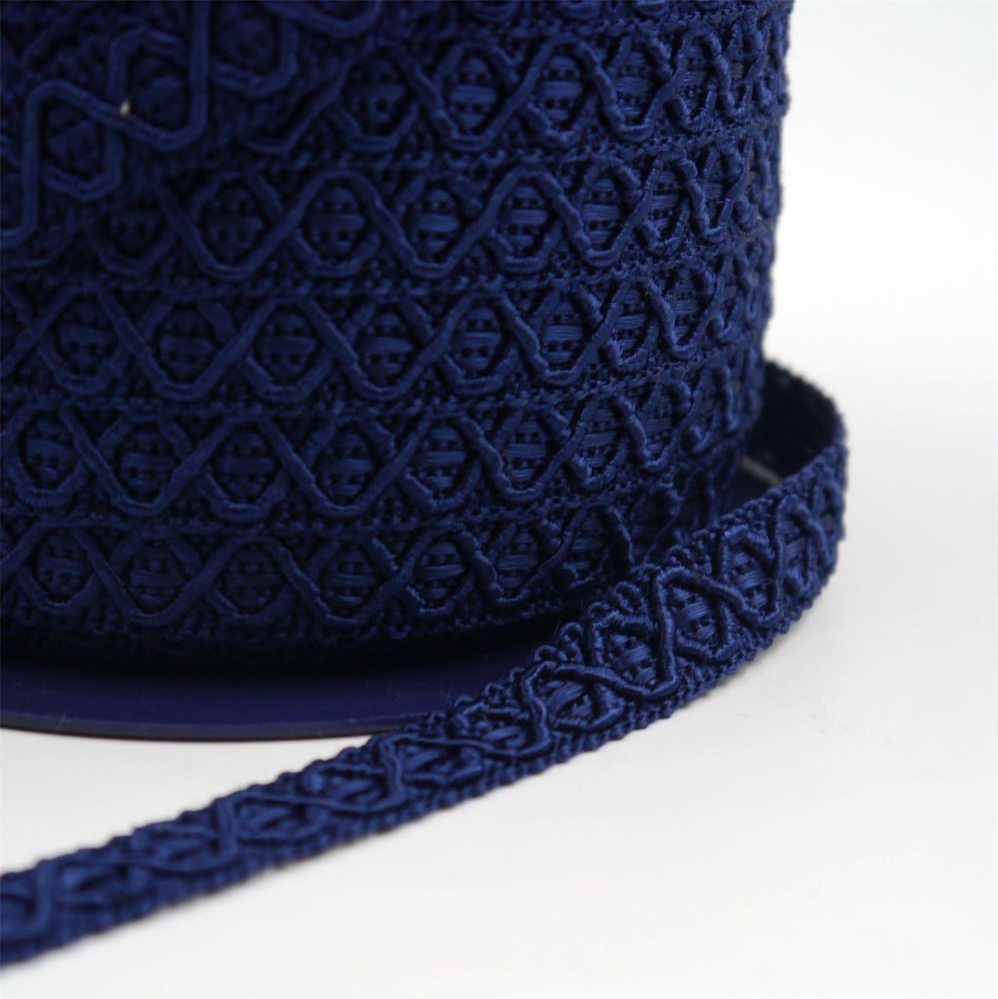 Gimp Braid with Criss Cross Design 12mm x 1m - 7980