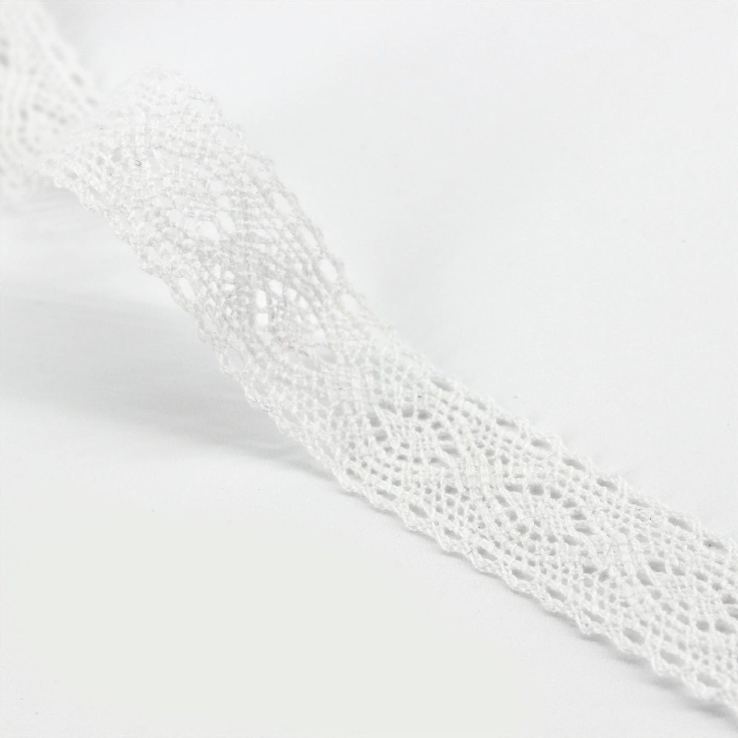 Picot Edge Cotton Lace - White - 20mm x 1m - 5555