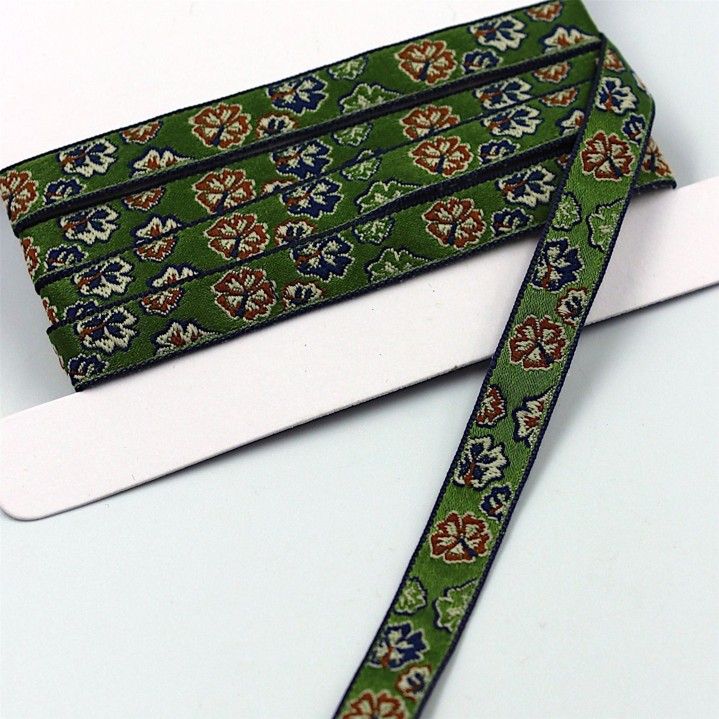 Floral Patterned Braid Ribbon 9mm 6181