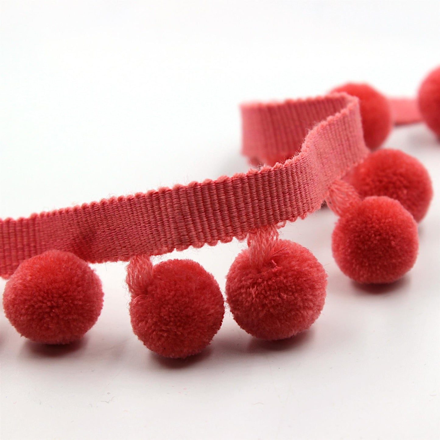 Pom-Pom Fringe Braid 45mm x1m - 5521