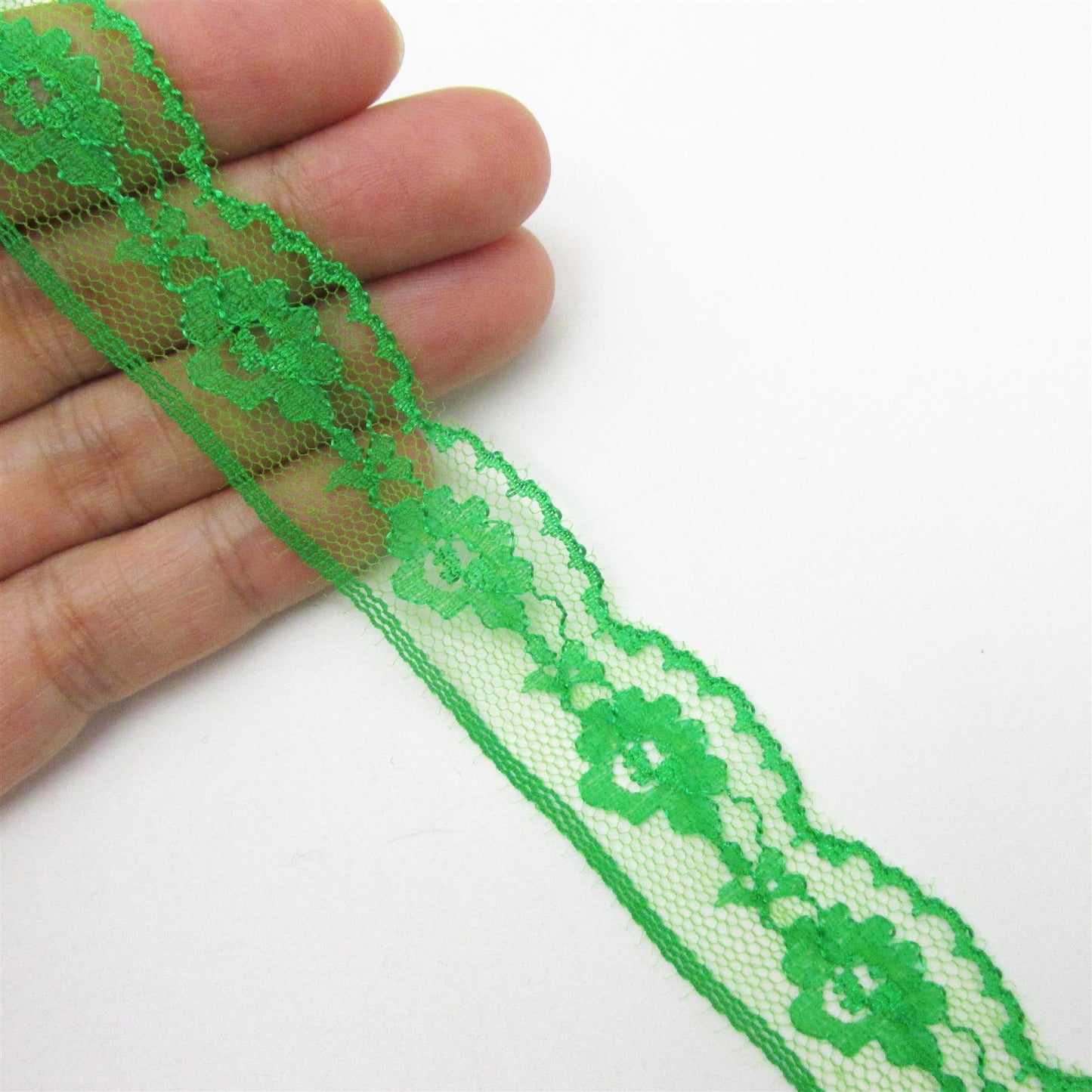 Floral Nylon Lace 22mm 9951