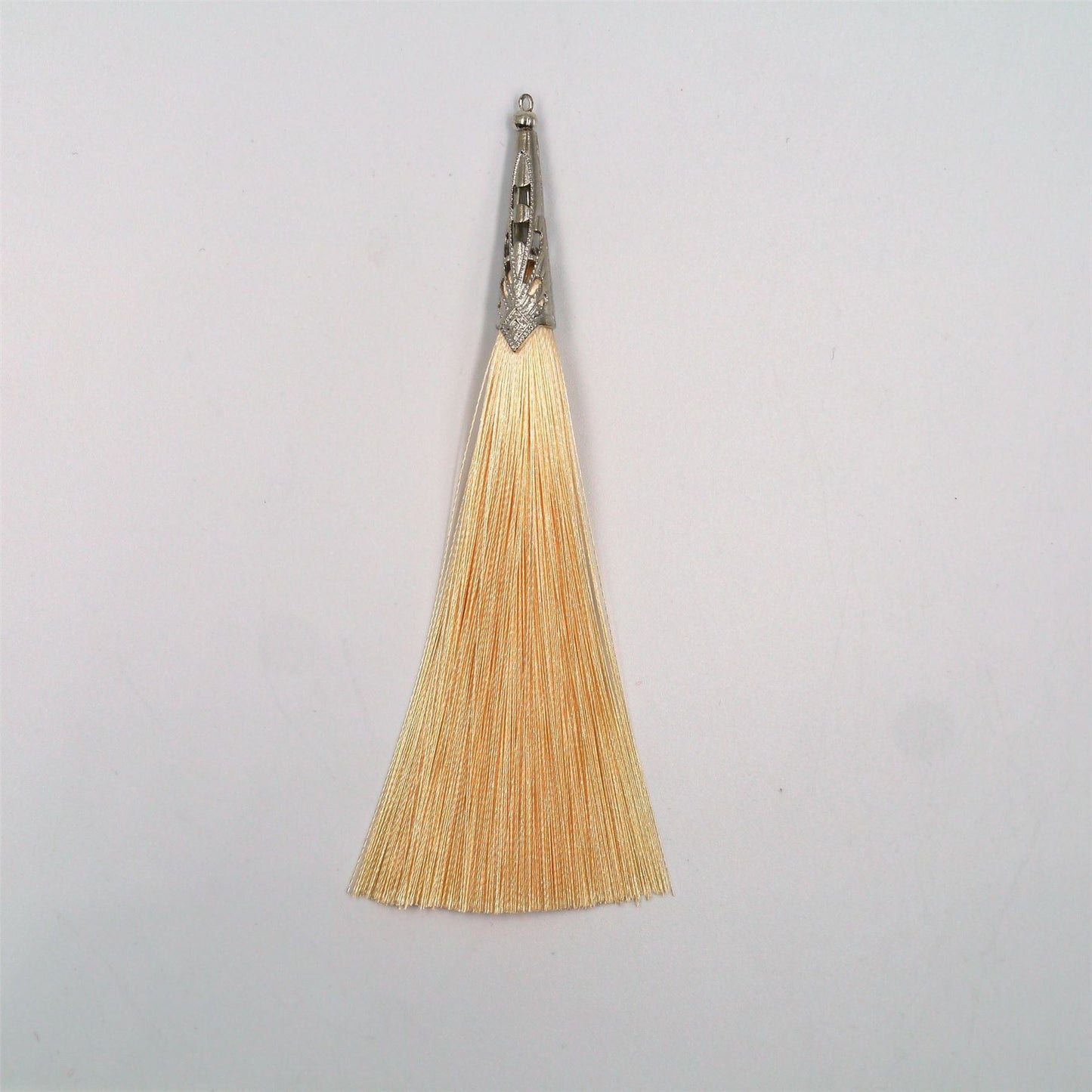 Silky Tassel With Ornate Top 13cm 7597