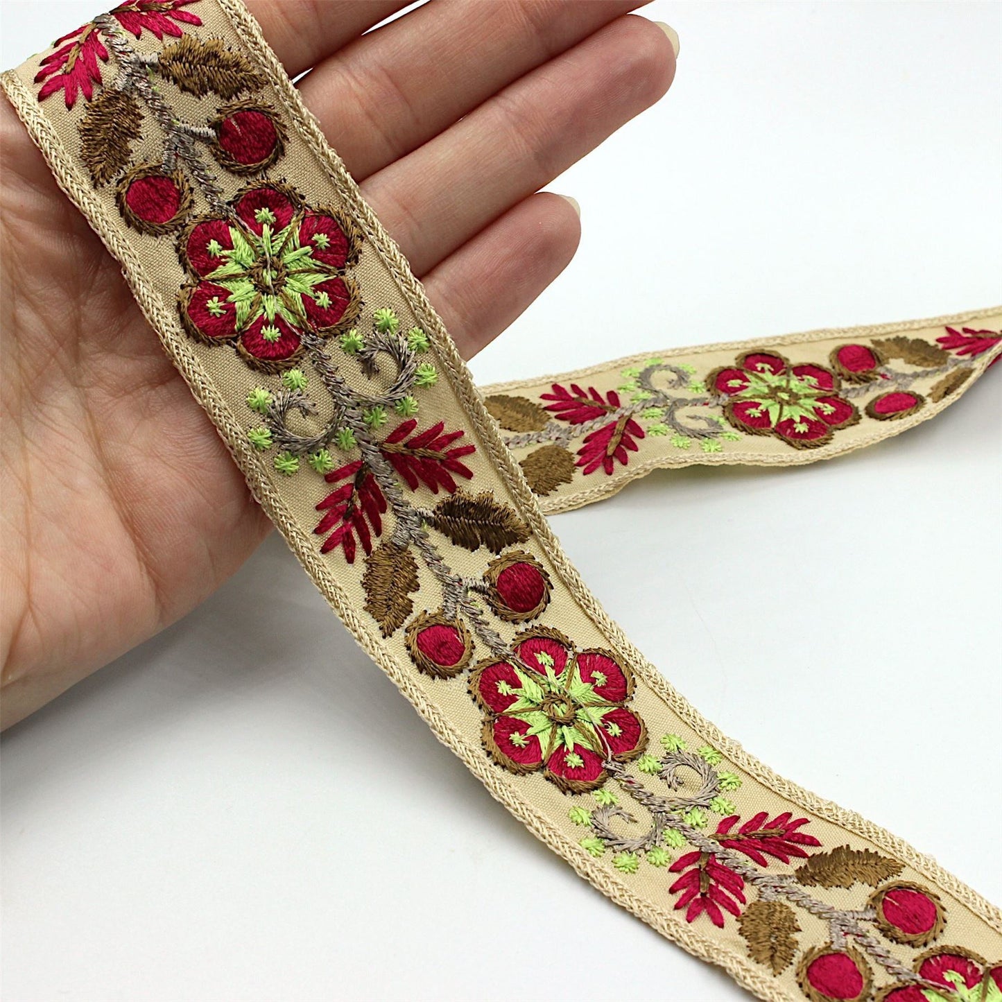 Flower Leaf And Berry Embroidered Braid 5004