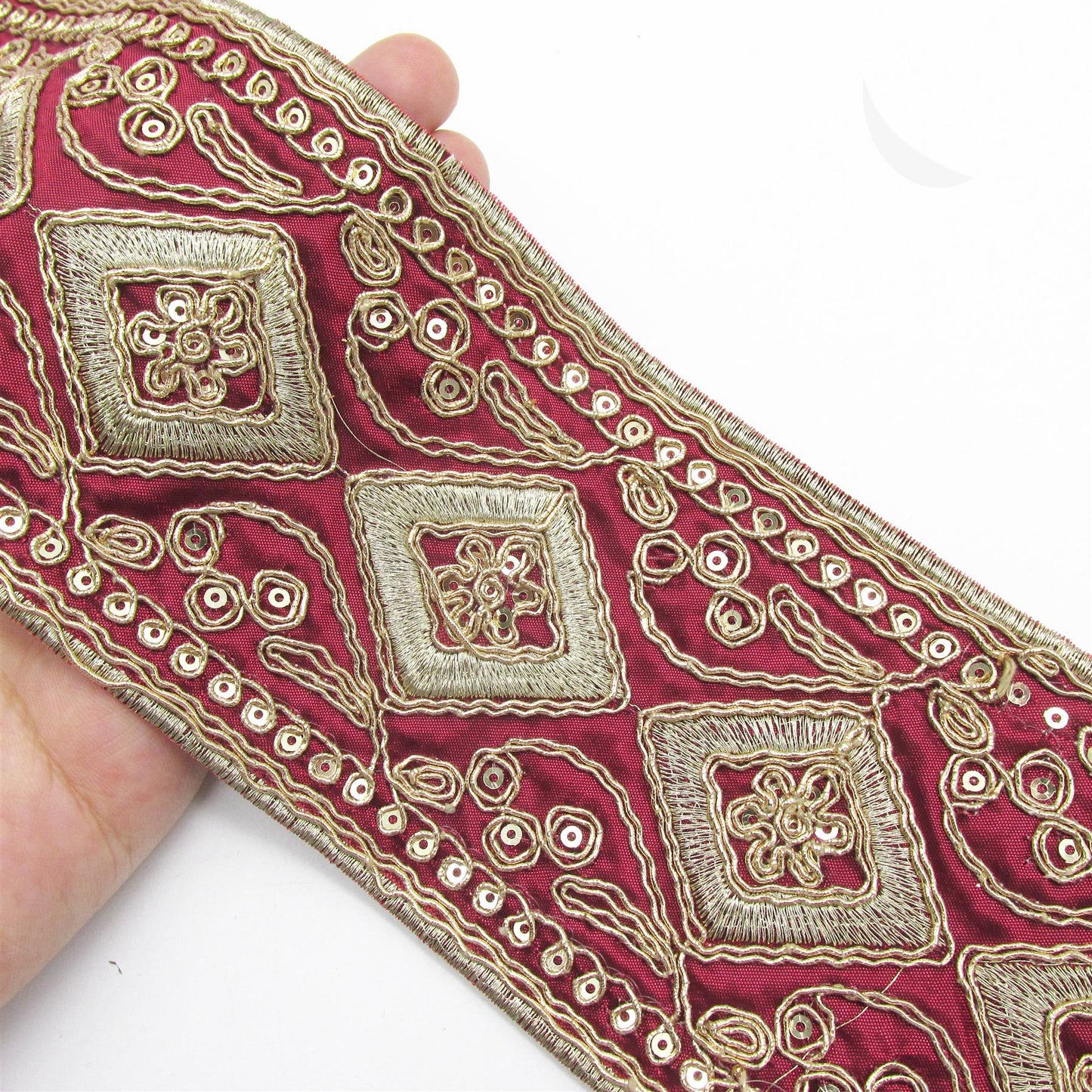Gold Embroidered Ribbon With Sequins 85mm 7605
