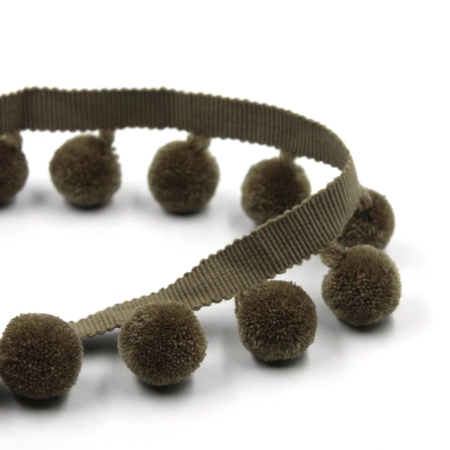 Pom-Pom Fringe Braid 45mm x1m - 5521