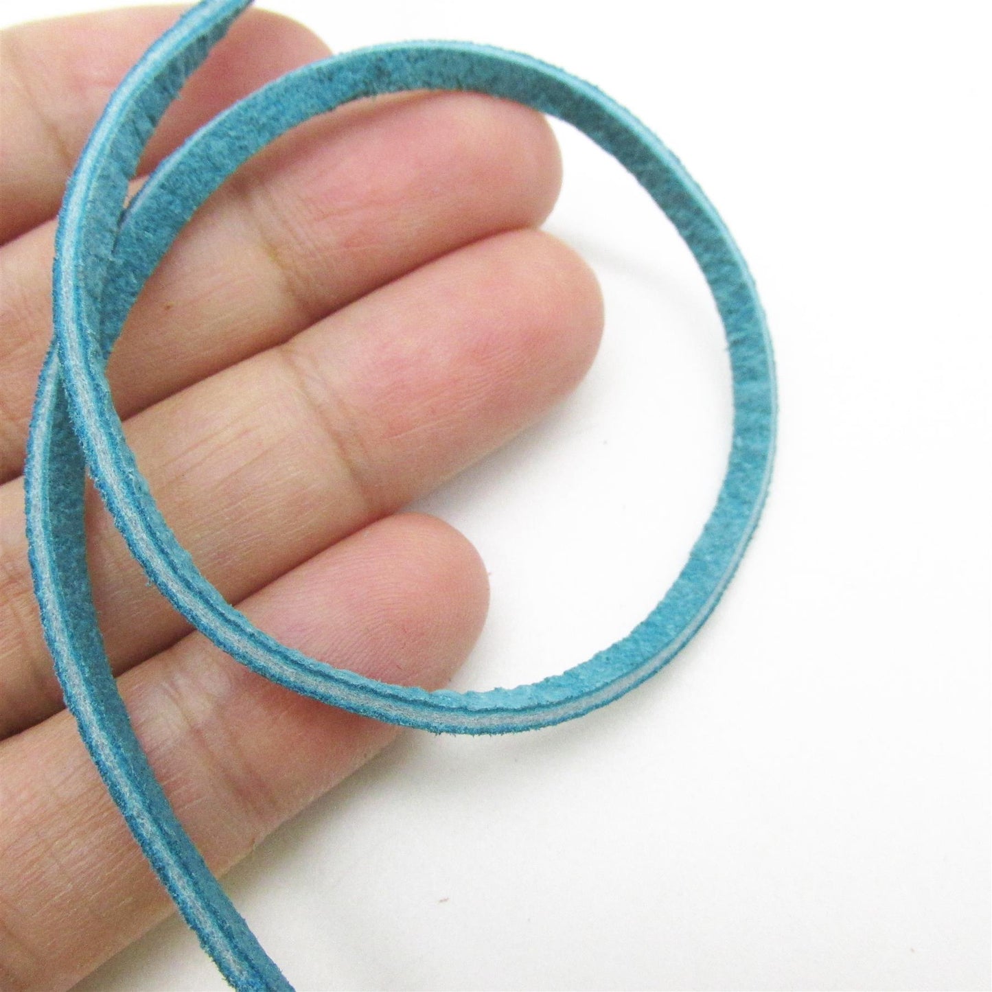 Suede Thonging 3mm x 1m - 8701
