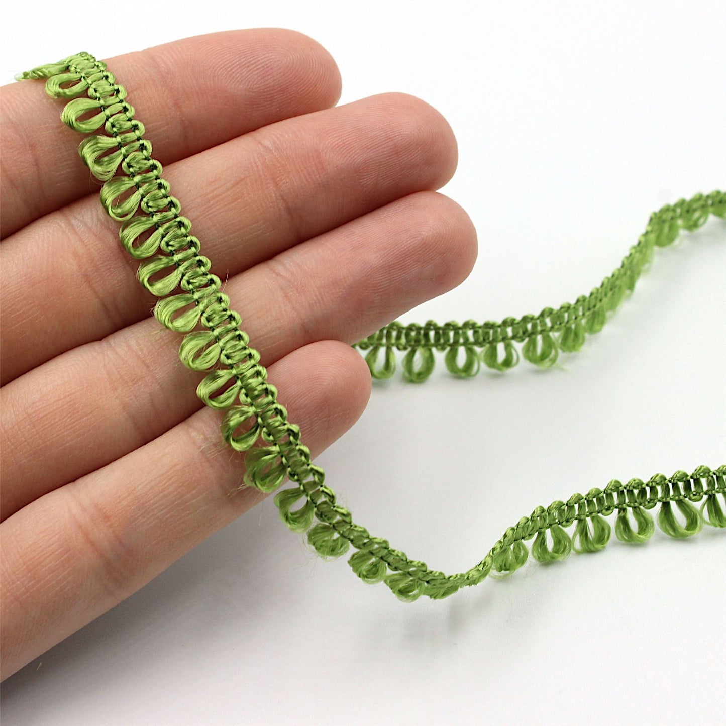 Tiny Braid With Looped Edge 7mm 8141