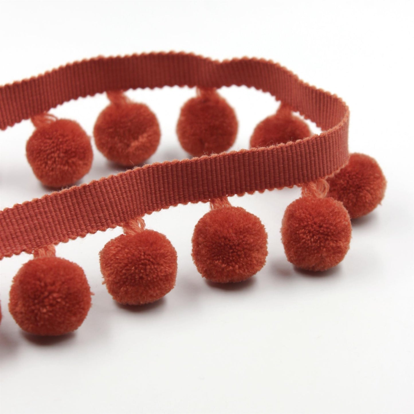 Pom-Pom Fringe Braid 45mm x1m - 5521