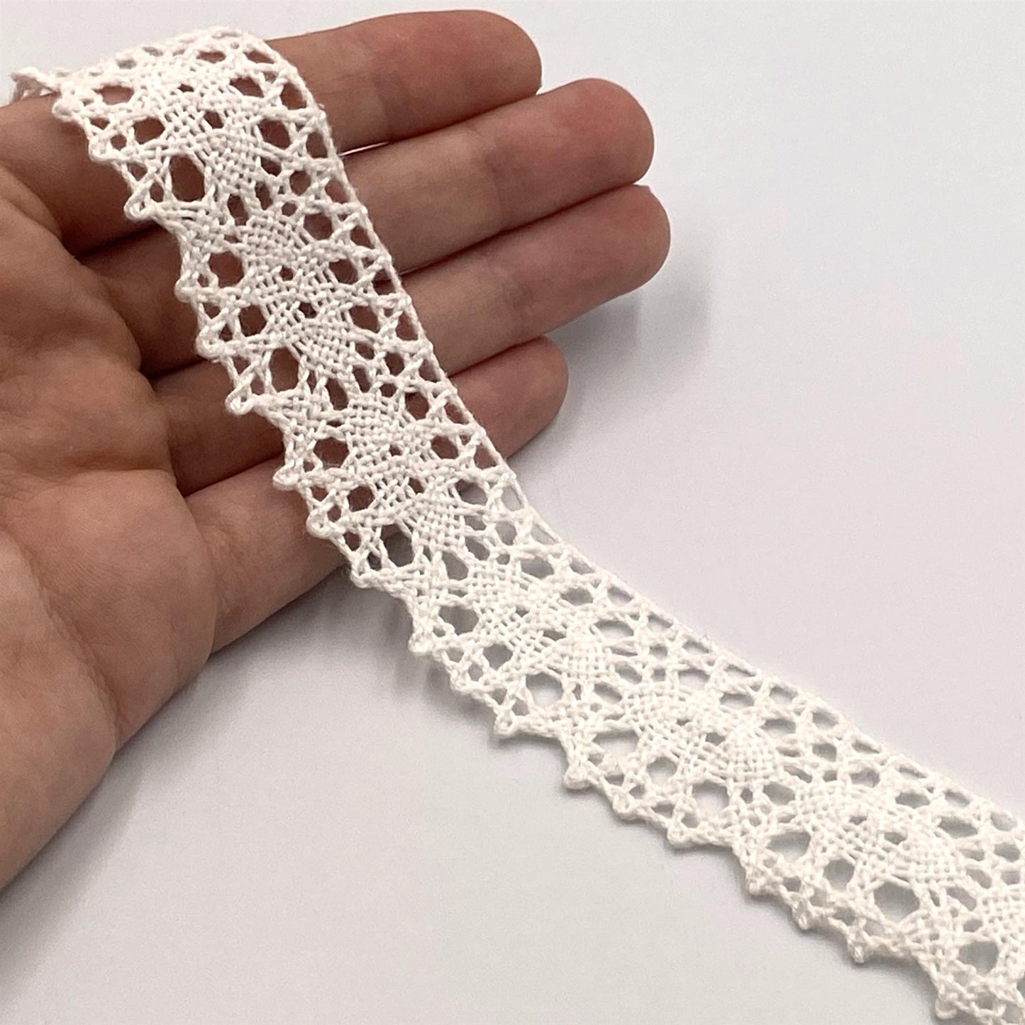 Polycotton Lace 30mm x1m - 6417