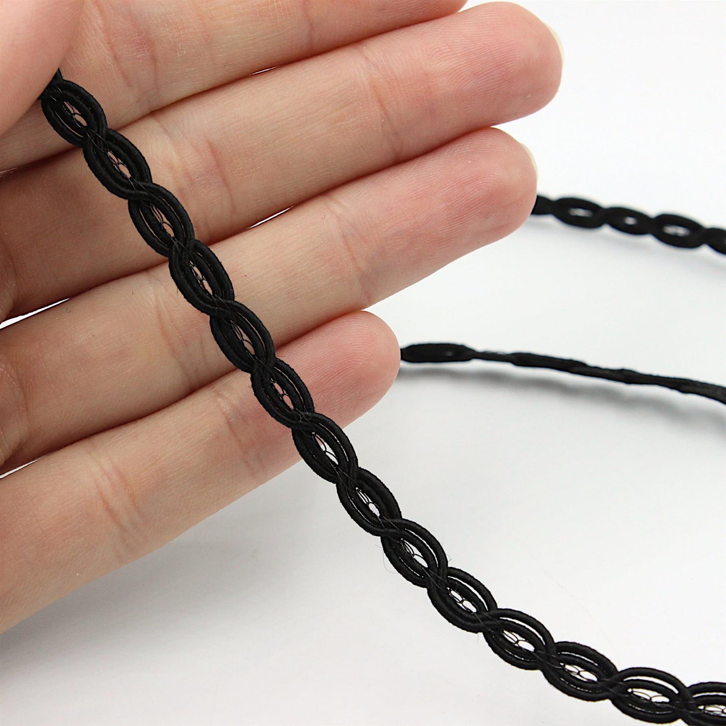 Tiny Figure Eight Loop Braid 5mm x 1m - 8009