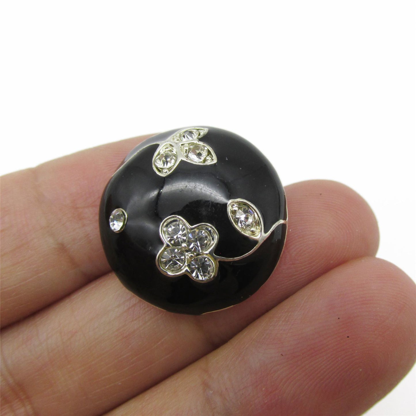 Button with Diamante Flower and Leaf - 4365