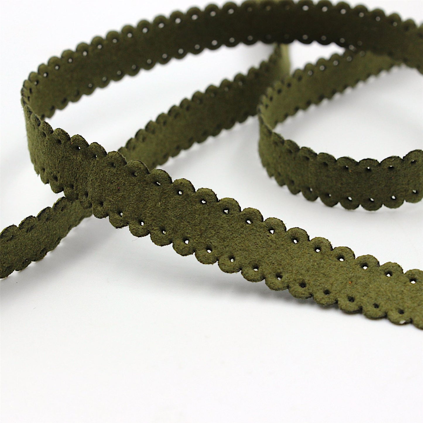 Punched Suedette Braid 10mm 8138