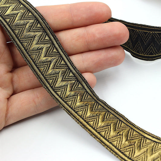 Zig Zag Patterned Metallic Braid 8343
