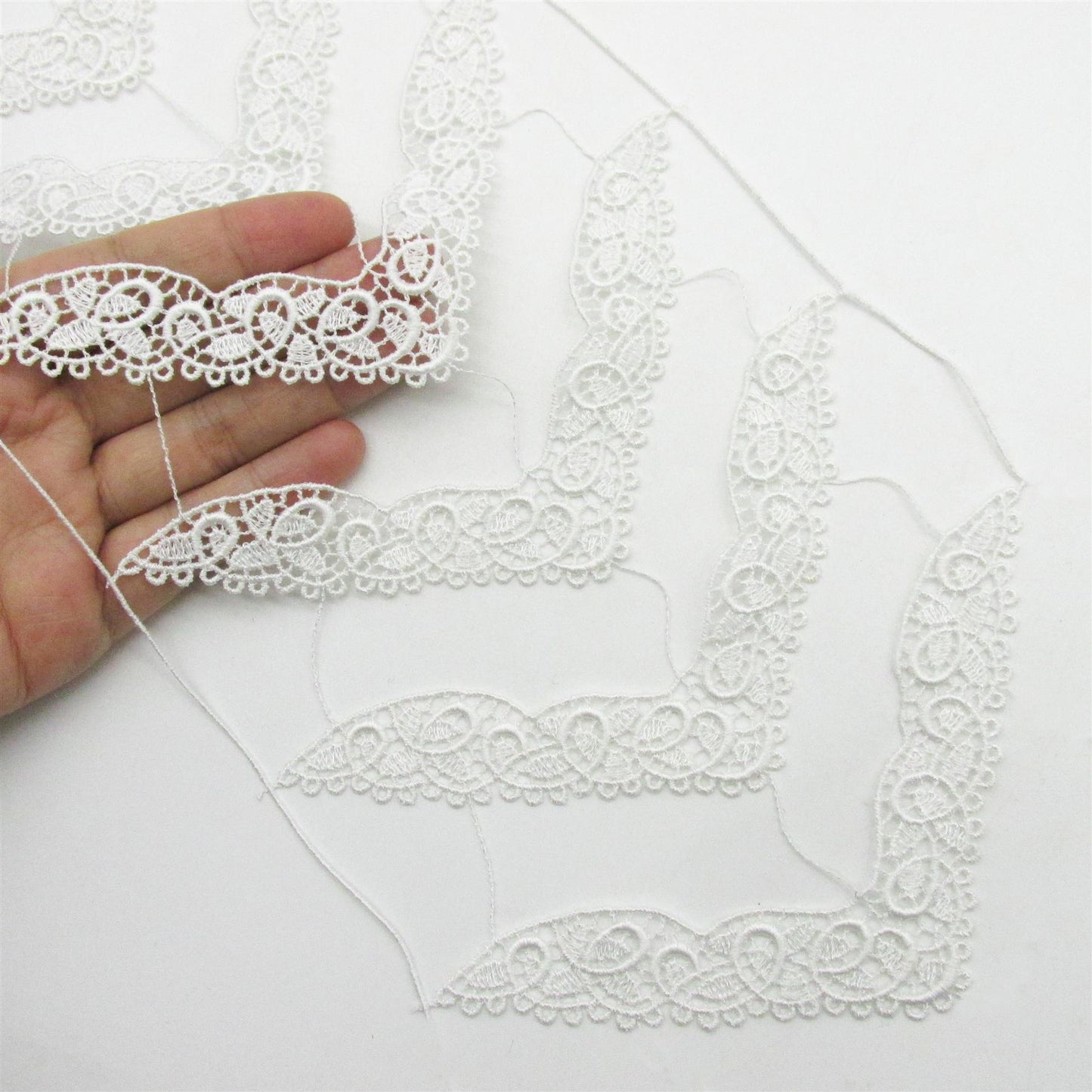 Large V Shaped Lace Motifs 15cm x10 - 9142