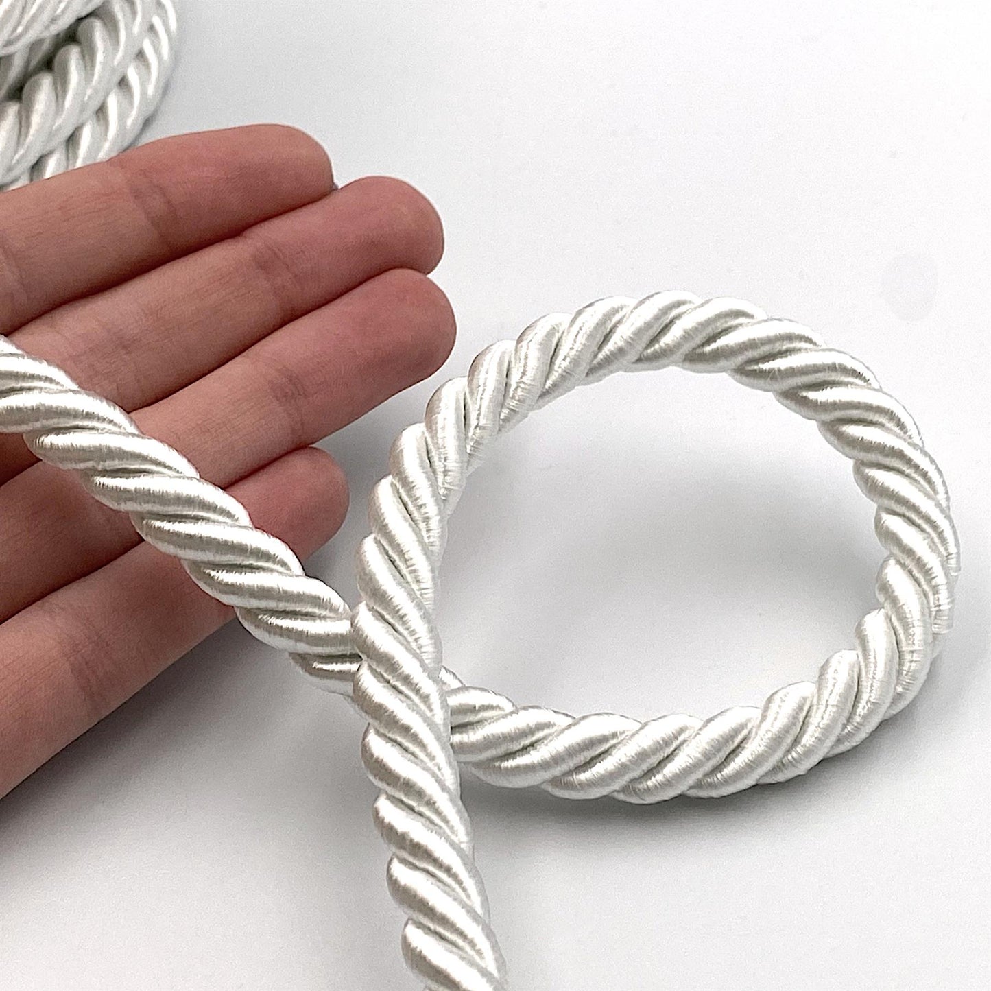 Silky Twisted Cord x1m - 9995
