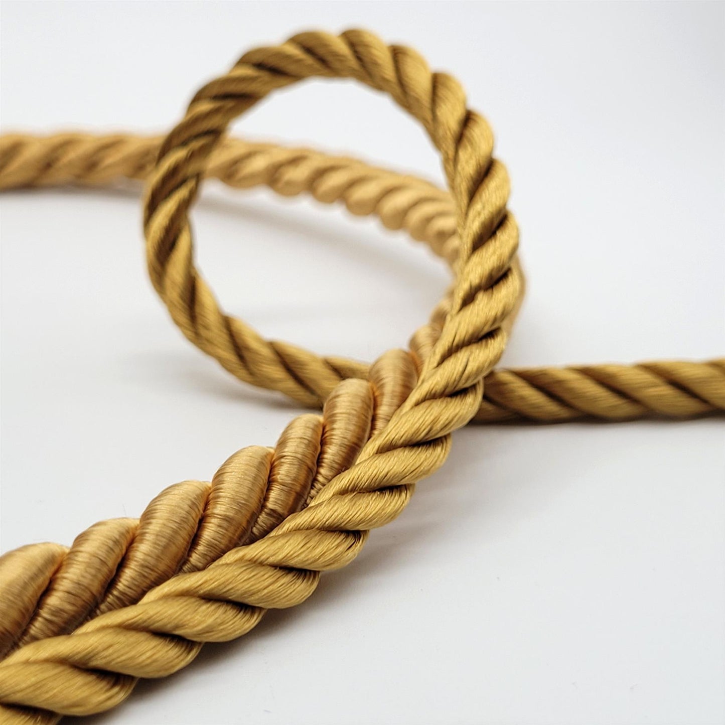 Silky Twisted Cord x1m - 9995