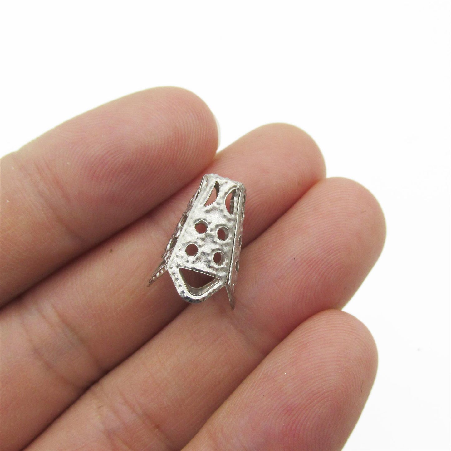 Short Metal Filigree Aglet Cap End Pair 16mm 7985