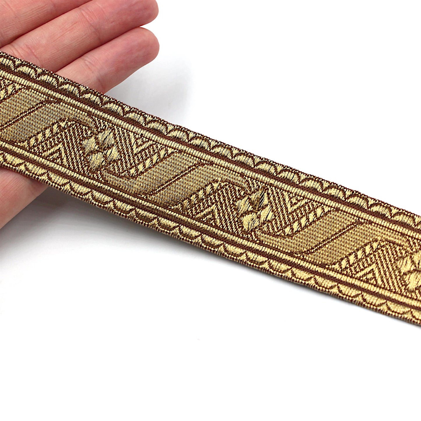 Ornate Metallic Braid with Wave Design 35mm x 1m - 5563